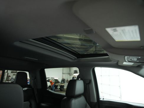 Used 2020 GMC Sierra 1500 SLT w/ SLT Premium Plus Package image 18