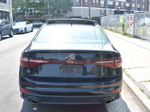 Used 2025 Volkswagen Jetta GLI Autobahn FWD image 7