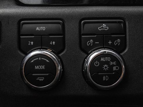 Used 2023 GMC Sierra 1500 Elevation AWD/4WD image 25
