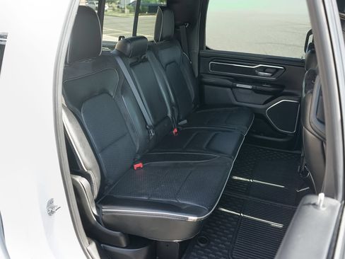 Used 2023 RAM 1500 Laramie AWD/4WD image 34