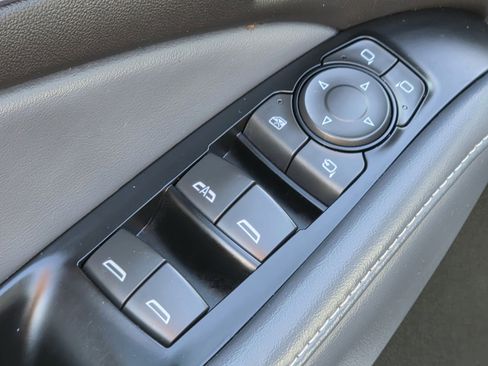 Used 2023 Buick Enclave Premium w/ Experience Buick Package image 24