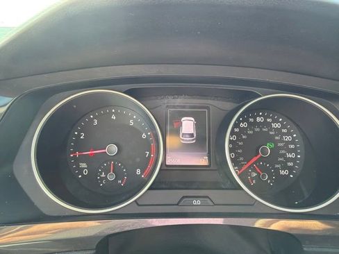 Used 2019 Volkswagen Tiguan SE w/ Panoramic Sunroof Package AWD/4WD image 15