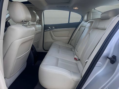 Used 2016 Lincoln MKS FWD image 23