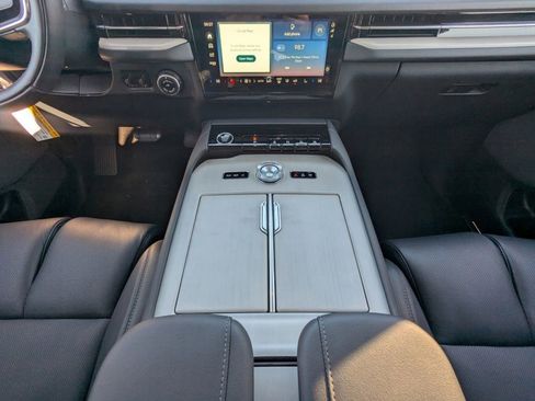 New 2026 Lincoln Navigator Reserve image 20