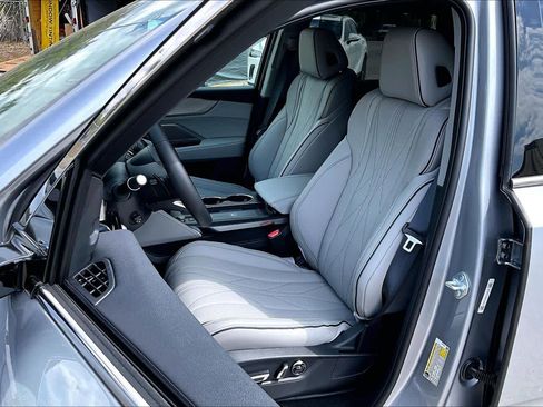 New 2026 Acura MDX w/Advance Package image 9