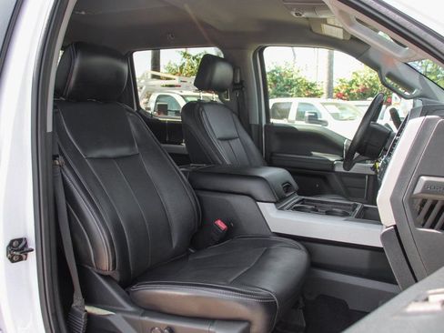 Used 2020 Ford F250 Lariat w/ Lariat Value Package AWD/4WD image 37