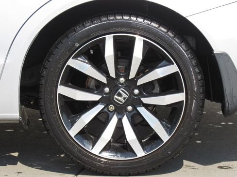 Used 2015 Honda Civic EX-L image 8