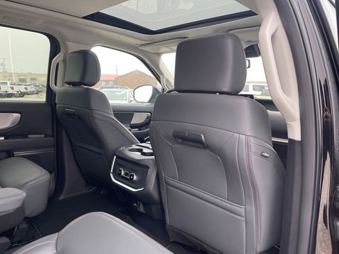 New 2025 Ford Expedition Max Active image 19