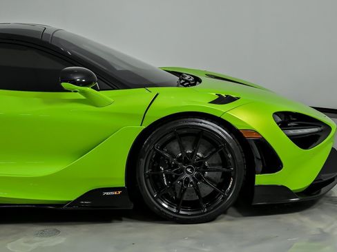 Used 2021 McLaren 765LT RWD image 15