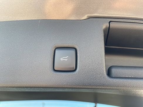 New 2024 Ford Escape SE image 19