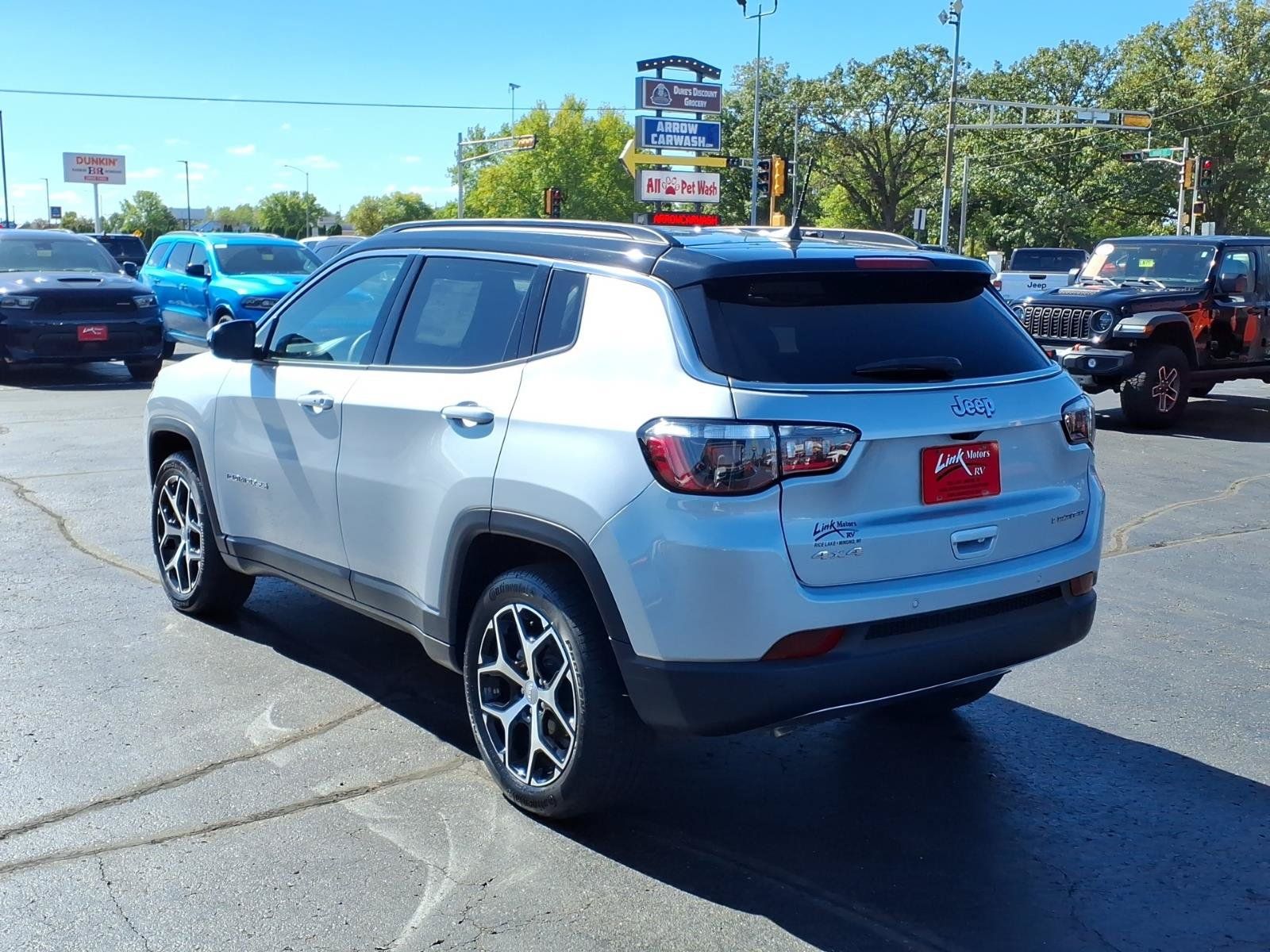Used 2024 Jeep Compass Limited AWD/4WD image 6