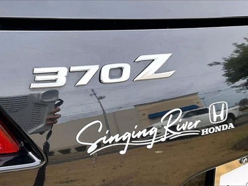 Used 2010 Nissan 370Z Touring image 22