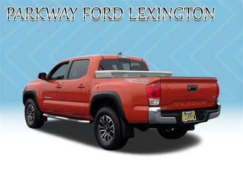 Used 2017 Toyota Tacoma TRD Pro image 7