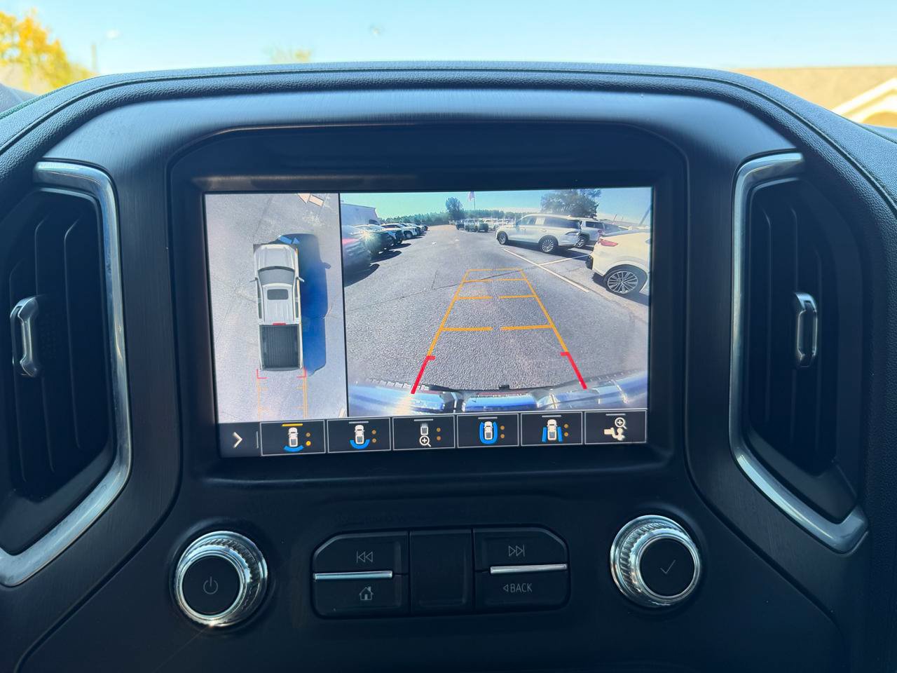 Used 2019 GMC Sierra 1500 AT4 w/ AT4 Premium Package AWD/4WD image 23