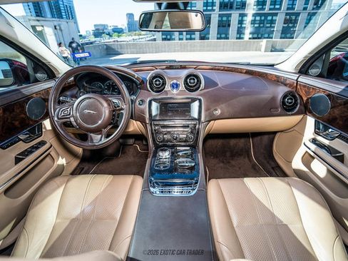 Used 2012 Jaguar XJ RWD image 55