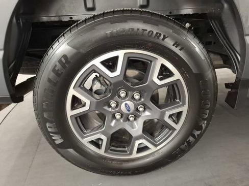 Used 2024 Ford F150 STX RWD image 9