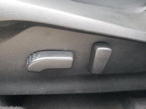 Used 2021 Subaru Crosstrek 2.5i Limited w/ Moonroof Package 2 image 17