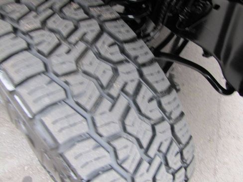 Used 2022 Ford F350 XLT w/ XLT Premium Package image 24