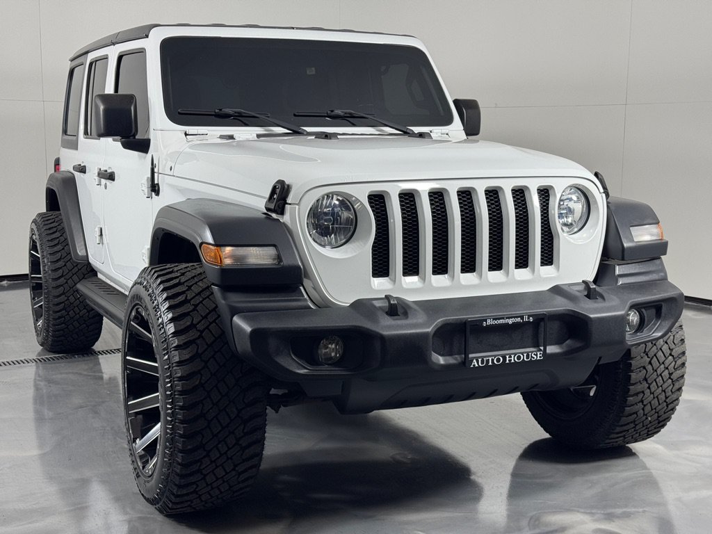 Used 2018 Jeep Wrangler Unlimited Sport S AWD/4WD image 3
