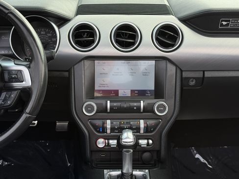 Used 2020 Ford Mustang Premium image 26