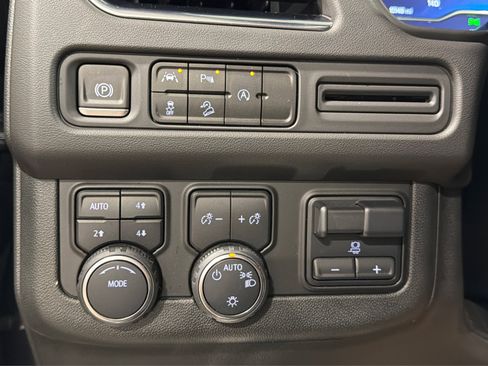 Used 2023 Chevrolet Tahoe Premier w/ Max Trailering Package AWD/4WD image 21