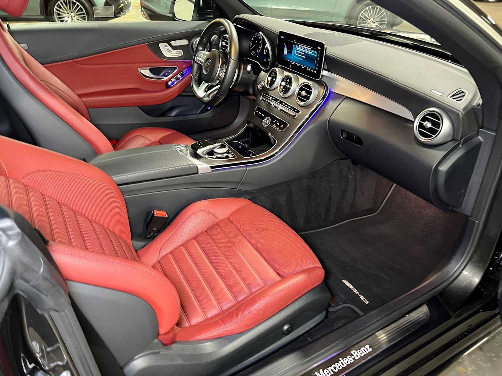 Used 2023 Mercedes-Benz C 300 4MATIC Cabriolet image 11