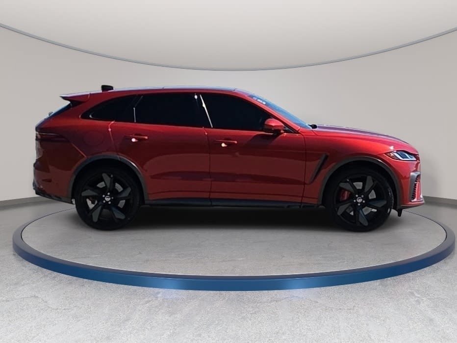 Certified 2021 Jaguar F-PACE SVR AWD/4WD image 4