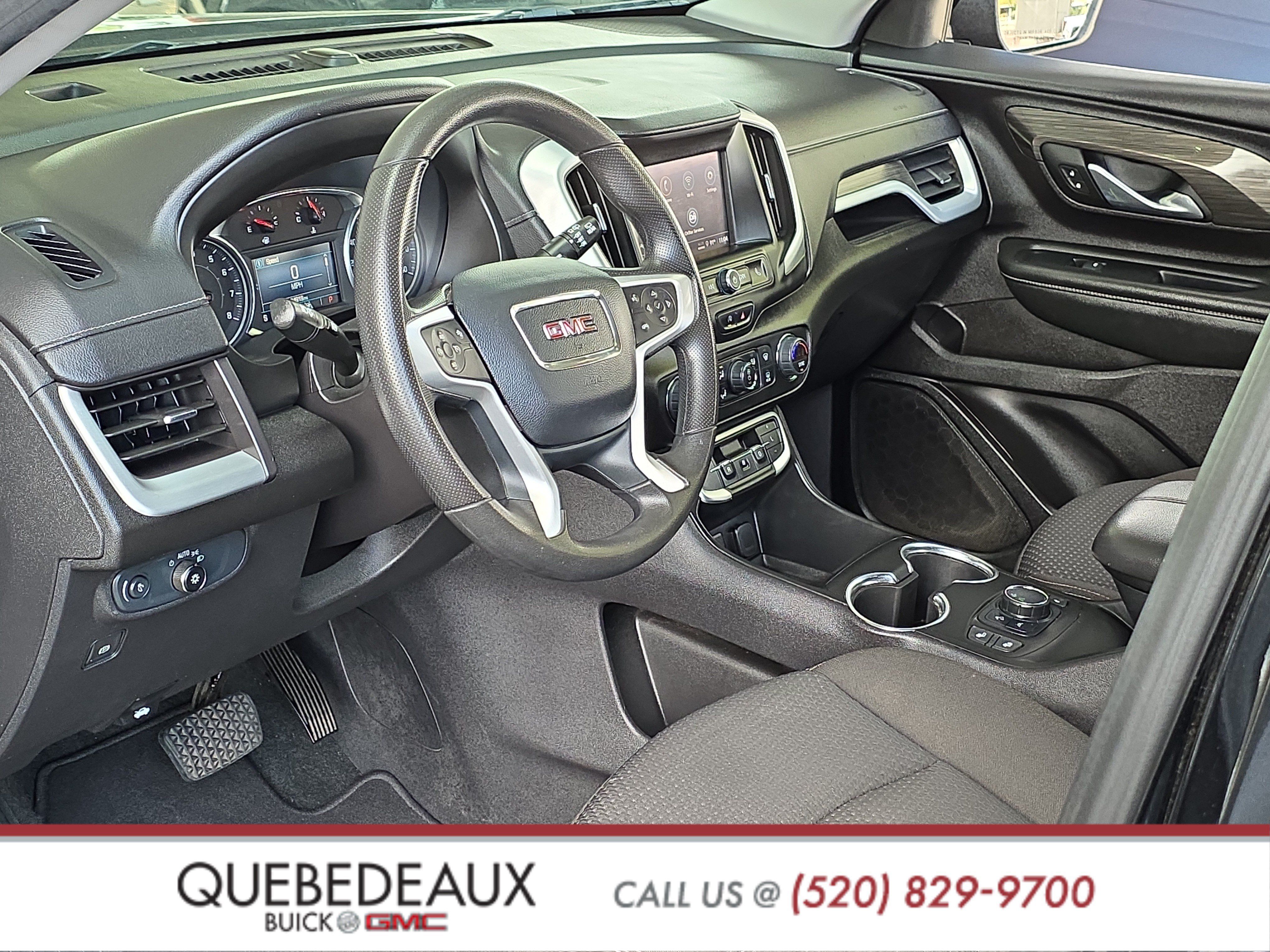 Used 2024 GMC Terrain SLE w/ Driver Convenience Package FWD image 10