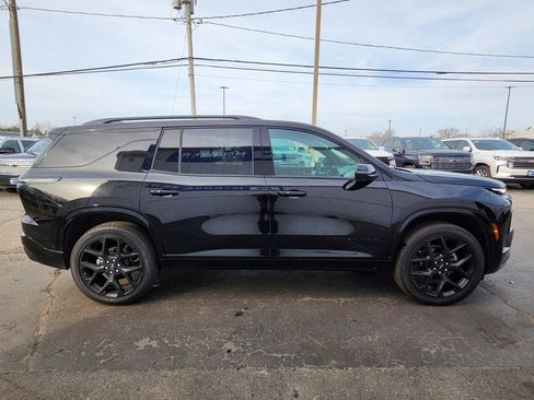 Used 2024 Chevrolet Traverse RS AWD/4WD image 6