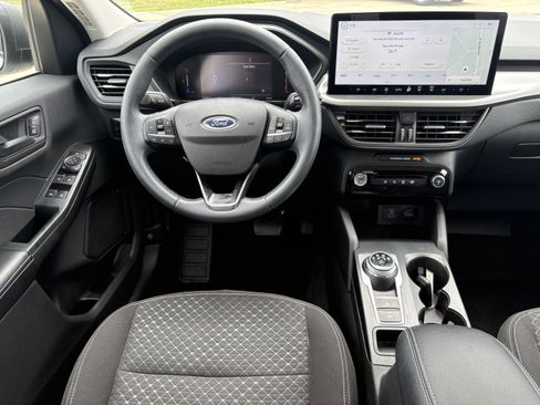 Used 2023 Ford Escape Active w/ Tech Pack #1 FWD image 7