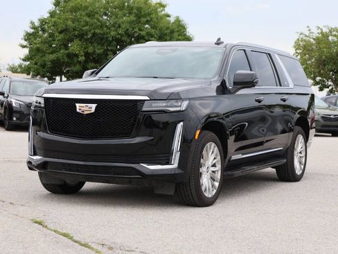 Used 2023 Cadillac Escalade ESV Premium Luxury AWD/4WD image 6