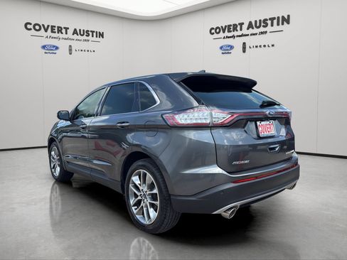 Used 2018 Ford Edge Titanium w/ Equipment Group 301A FWD image 3