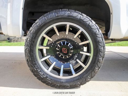 Used 2021 GMC Sierra 1500 SLT w/ SLT Premium Plus Package AWD/4WD image 56