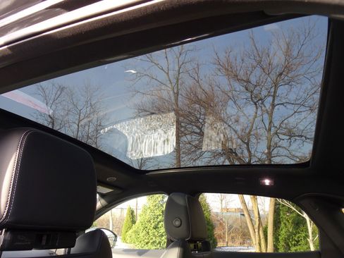 New 2024 Jaguar E-PACE R-Dynamic SE image 22