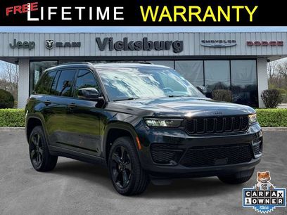 Used 2022 Jeep Grand Cherokee Altitude