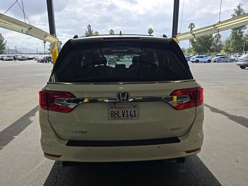 Used 2019 Honda Odyssey Elite image 5