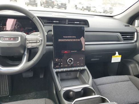 New 2026 GMC Terrain Elevation image 14