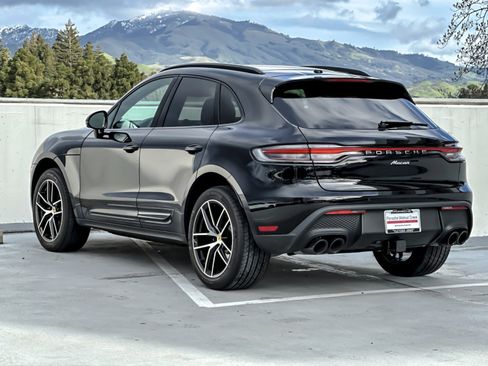 Used 2025 Porsche Macan Turbo image 3