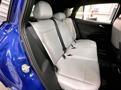 Used 2022 Volkswagen ID.4 Pro S w/ Gradient Package image 29