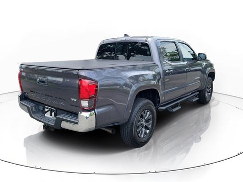 Used 2021 Toyota Tacoma SR5 RWD image 2