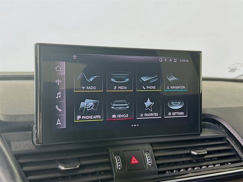 Used 2021 Audi Q5 2.0T Premium image 13