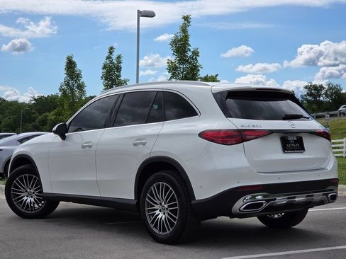 Used 2025 Mercedes-Benz GLC 300 4MATIC image 26