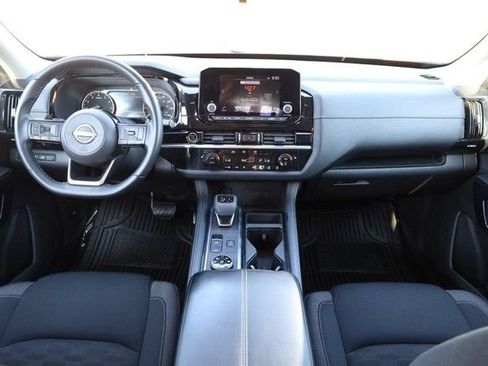 Certified 2023 Nissan Pathfinder SV w/ SV Premium Package AWD/4WD image 26