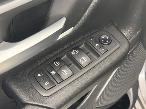 Used 2020 RAM 1500 Big Horn AWD/4WD image 26