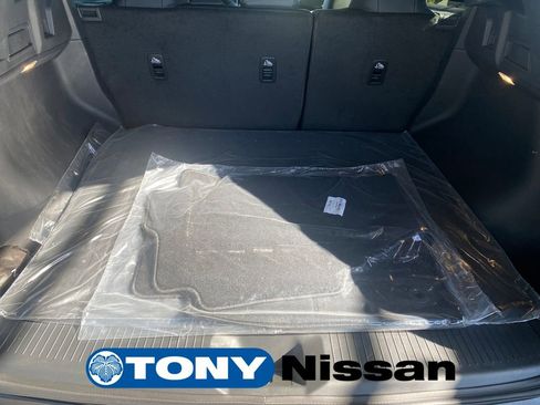 New 2026 Nissan Murano SV AWD/4WD image 11
