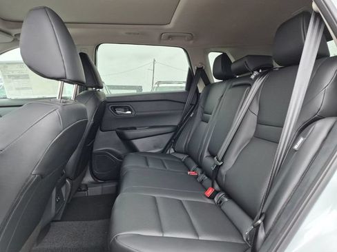 Used 2026 Nissan Rogue Dark Armor FWD image 35