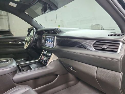 Used 2021 GMC Yukon XL Denali image 40