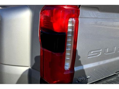 Used 2024 Ford F350 Lariat w/ Lariat Ultimate Package image 30