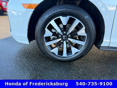 Certified 2025 Honda Odyssey EX-L image 11