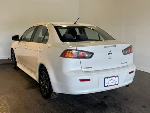 Used 2017 Mitsubishi Lancer ES FWD image 6